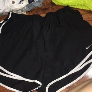 Black nike shorts